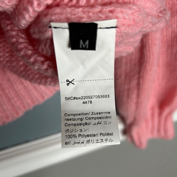 Cute Pink Strawberry Embroidered Knit Sweater Women's Size M Long Sleeve‎ - Picture 4 of 9